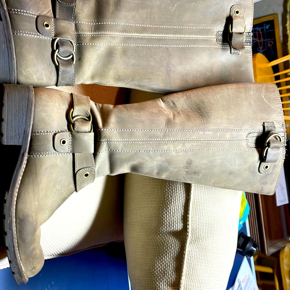 Clark high grey riding boots .7.5